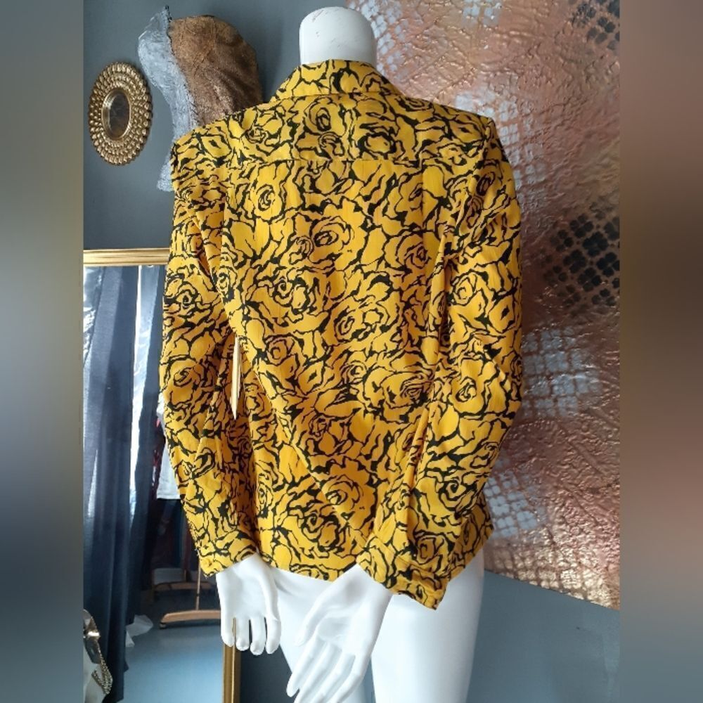 Vintage Abstract Print Button Down Shirt - Picture 10 of 11